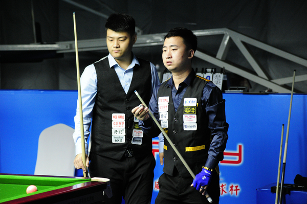 家队旗手的 家队旗手的